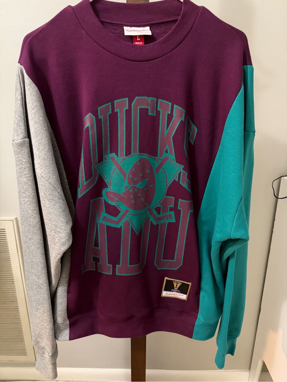 Mitchell & Ness Anaheim Ducks Sweatshirt